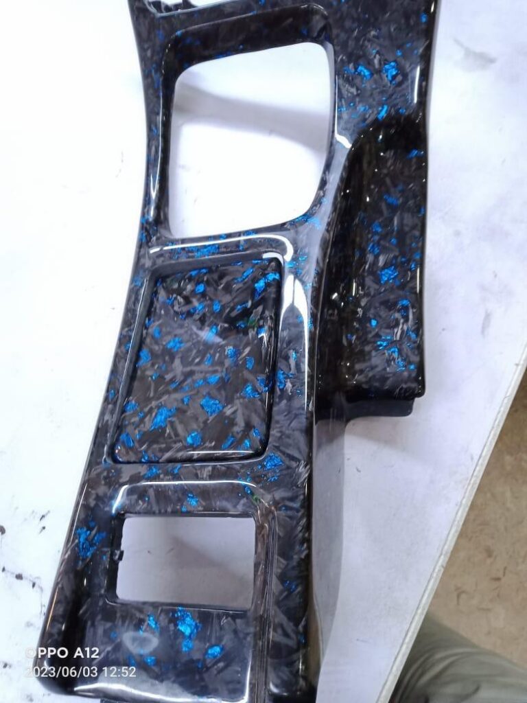 forged_carbon_fiber_blueflakes